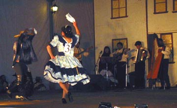 Cueca Dancers